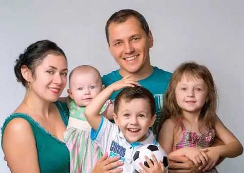 На какие льготы может претендовать многодетная семья в России?